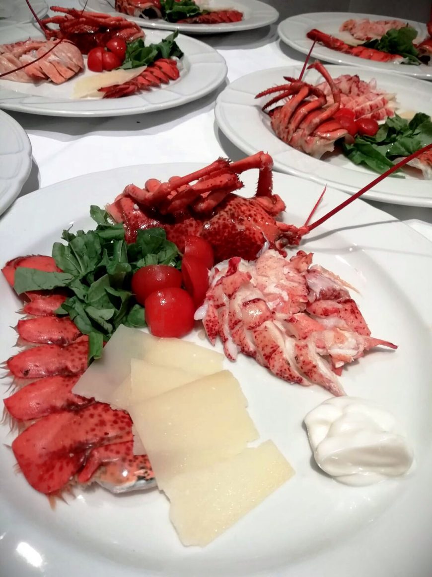 Aragosta Con Formaggio E Maionese Di Soia Ristorante Chalet Lido Nordest Ristorante Di Pesce Pizzeria Spiaggia Mare Grottammare San Benedetto Del Tronto Ascoli Piceno Marche 1