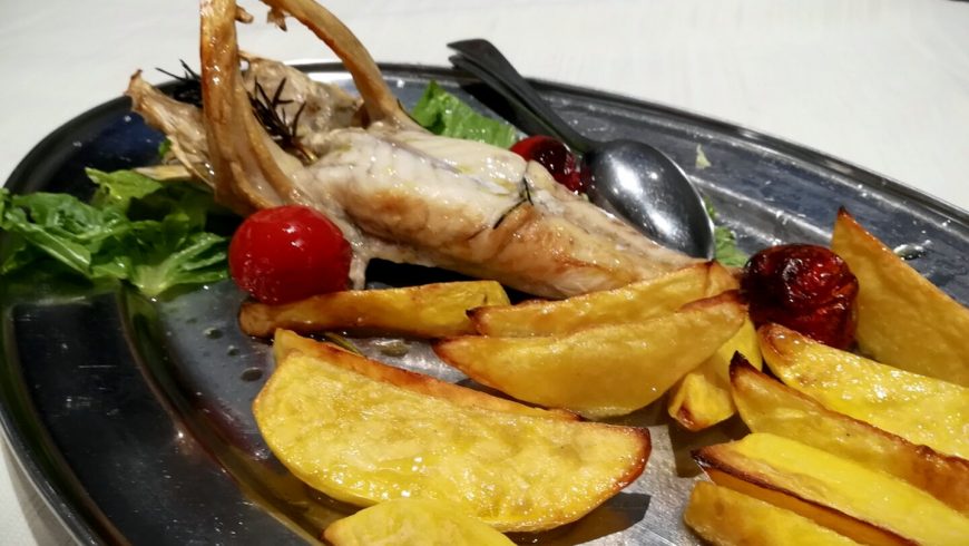 Coda Di Rospo Con Patate Ristorante Chalet Lido Nordest Ristorante Di Pesce Pizzeria Spiaggia Mare Grottammare San Benedetto Del Tronto Ascoli Piceno Marche 1