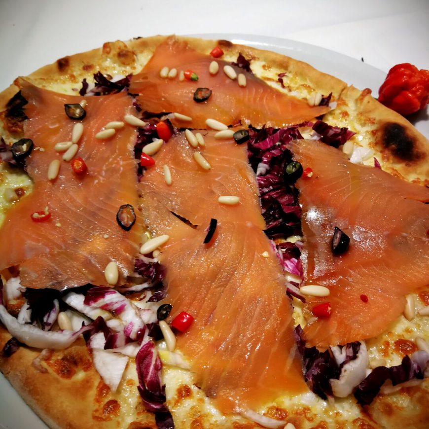 Salmone Radicchio E Pinoli Ristorante Chalet Lido Nordest Ristorante Di Pesce Pizzeria Spiaggia Mare Grottammare San Benedetto Del Tronto Ascoli Piceno Marche