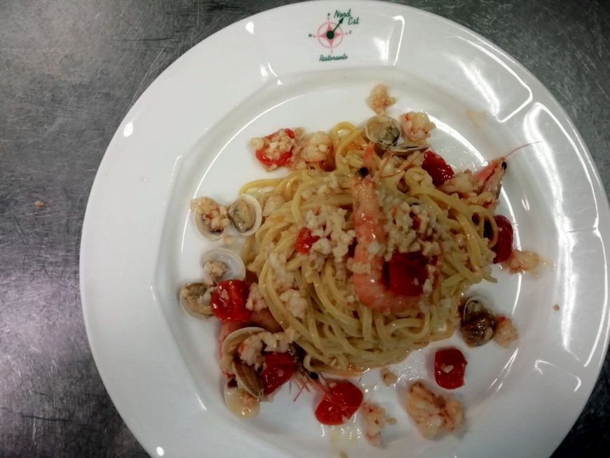Spaghetto Vongole Pachino E Gamberi Ristorante Chalet Lido Nordest Ristorante Di Pesce Pizzeria Spiaggia Mare Grottammare San Benedetto Del Tronto Ascoli Piceno Marche 1